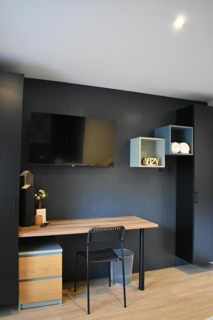 Home B29 Landeck Bilik gambar